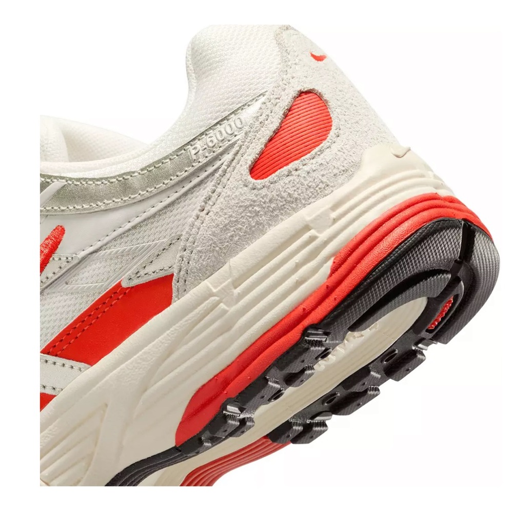 Nike women’s P-6000 Iconic sneaker - Picture 4 of 7